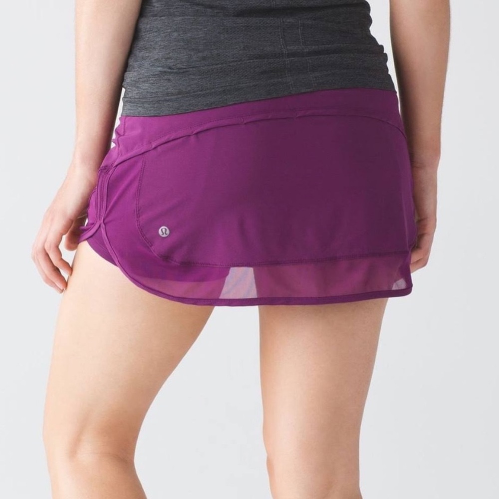 LULULEMON hotty hot mesh tennis skirt in Chilled Grape purple SIZE 2